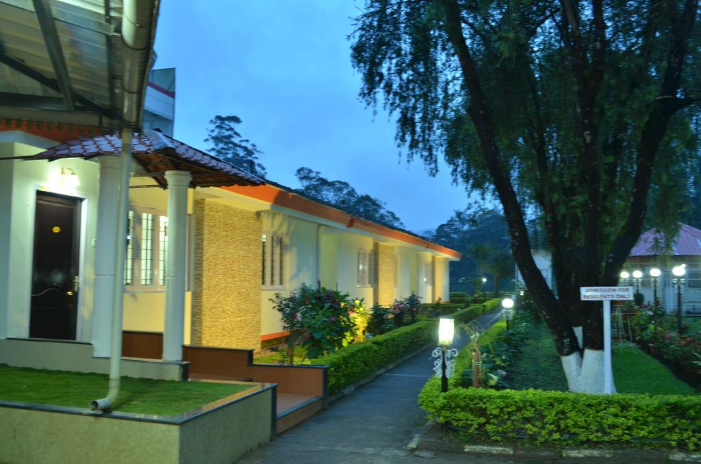 Royal Retreat Hotel Munnar Exterior foto