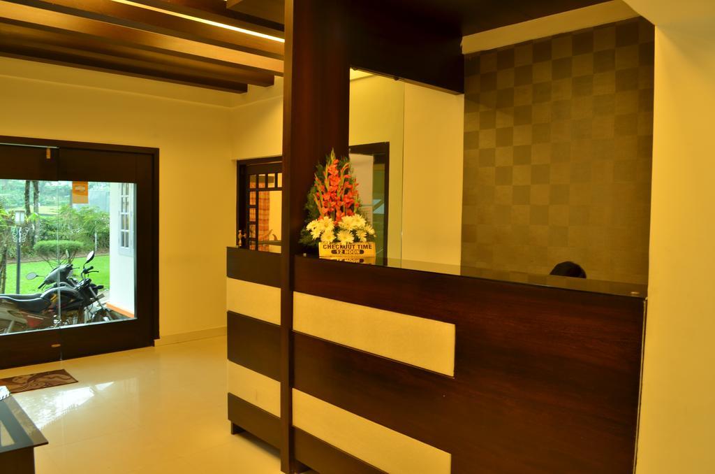 Royal Retreat Hotel Munnar Exterior foto